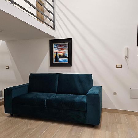 Appartamento Casa Savoia Dream Napoli Esterno foto