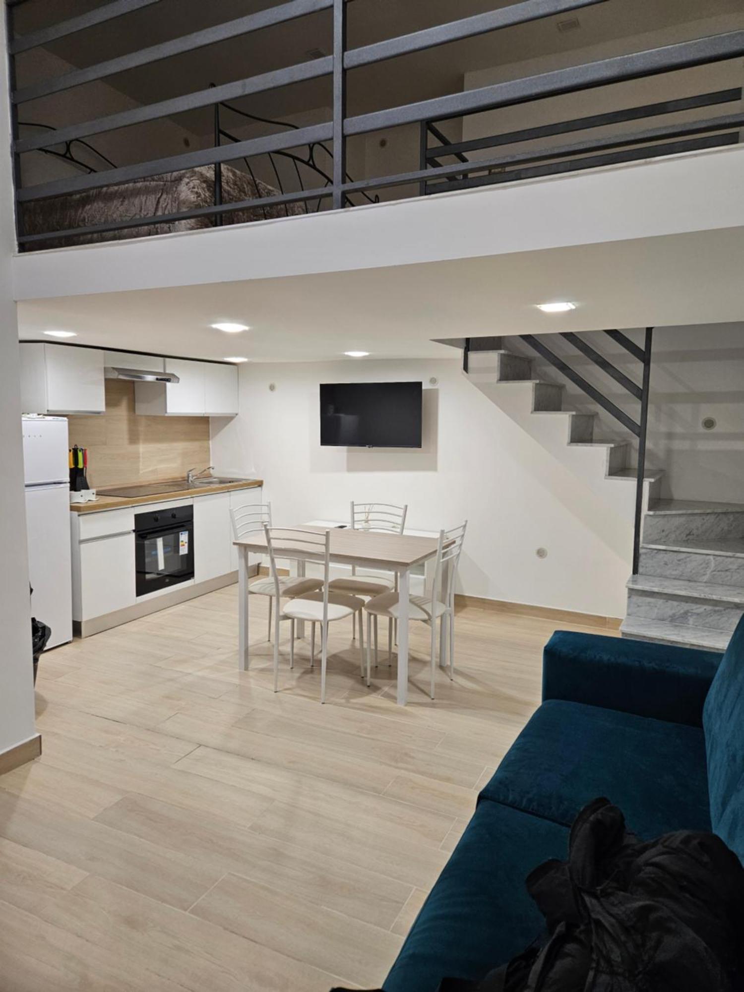 Appartamento Casa Savoia Dream Napoli Esterno foto