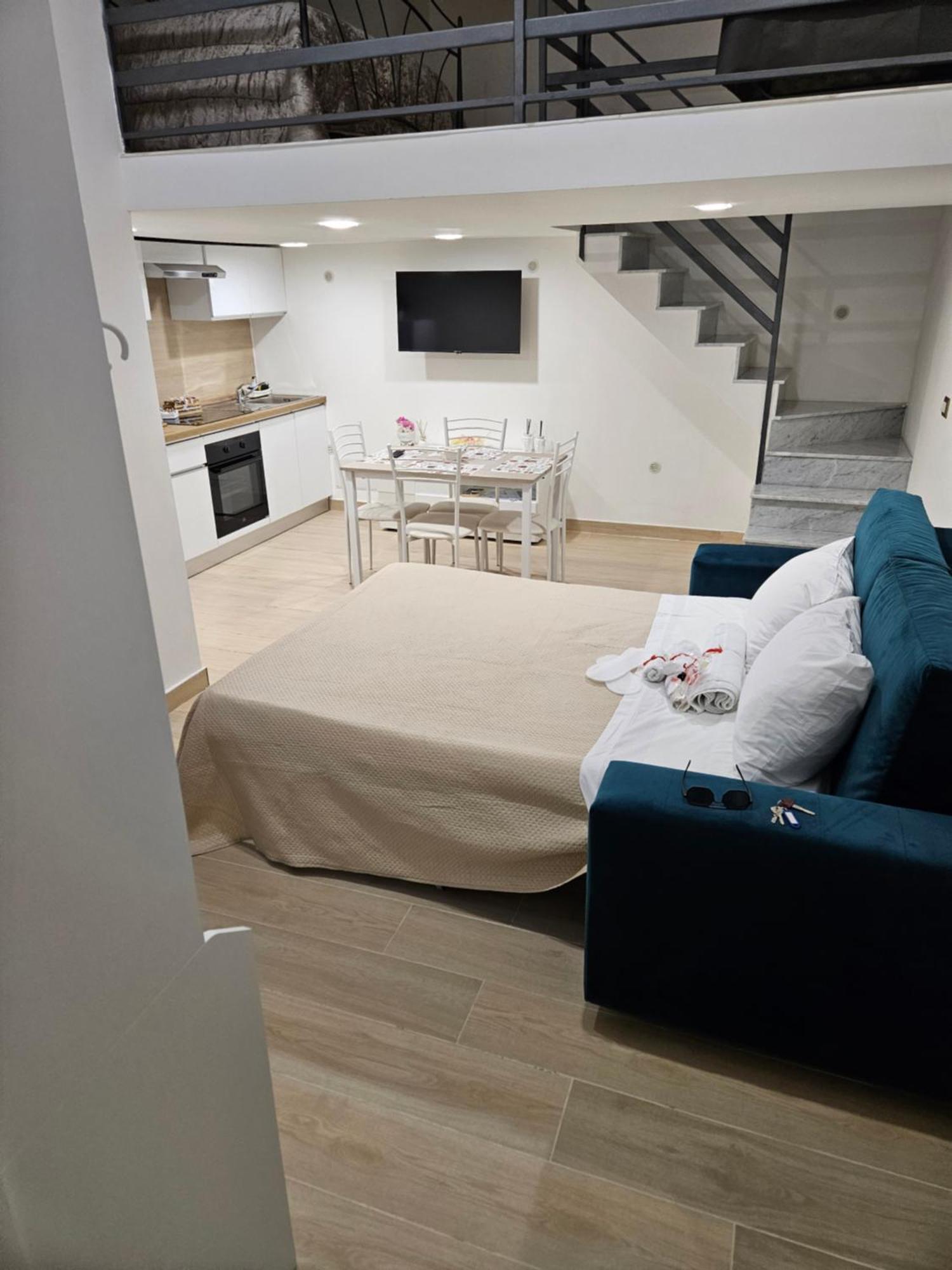Appartamento Casa Savoia Dream Napoli Esterno foto
